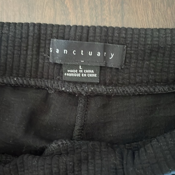 Athleisure pants - Picture 2 of 4